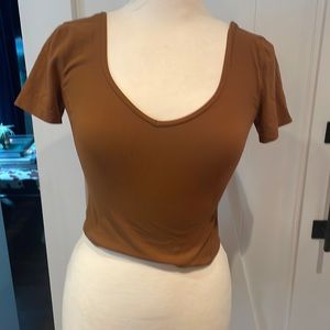 Brand new w/o tags  Size 6 Lululemon ballet crop top